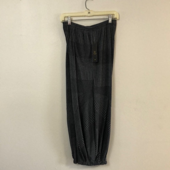 Pull-on Gray cropped pants designer is IC Collections by Connie K - Picture 2 of 8